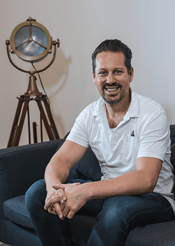 DeinAdieu_Nicolas_Gehrig_Interview